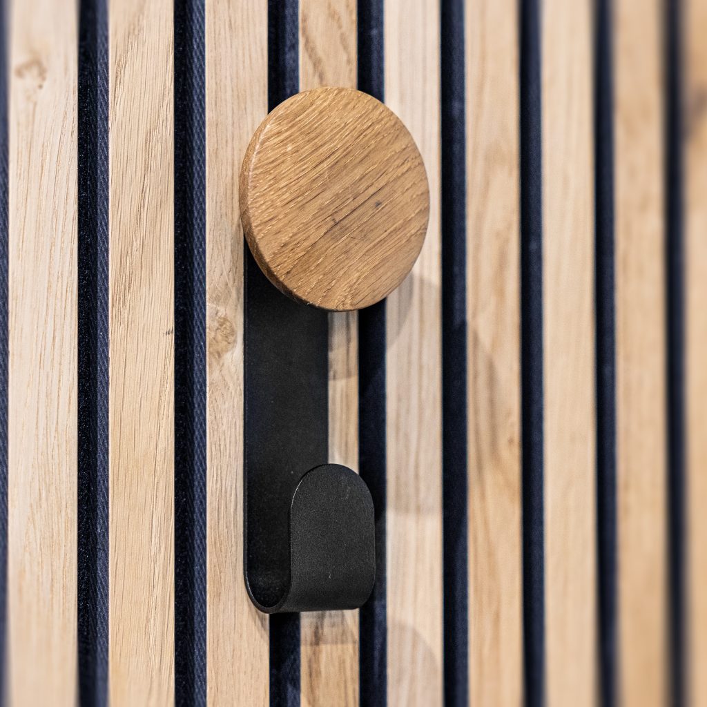 Image 5 of 7 in Create | Hanger gallery