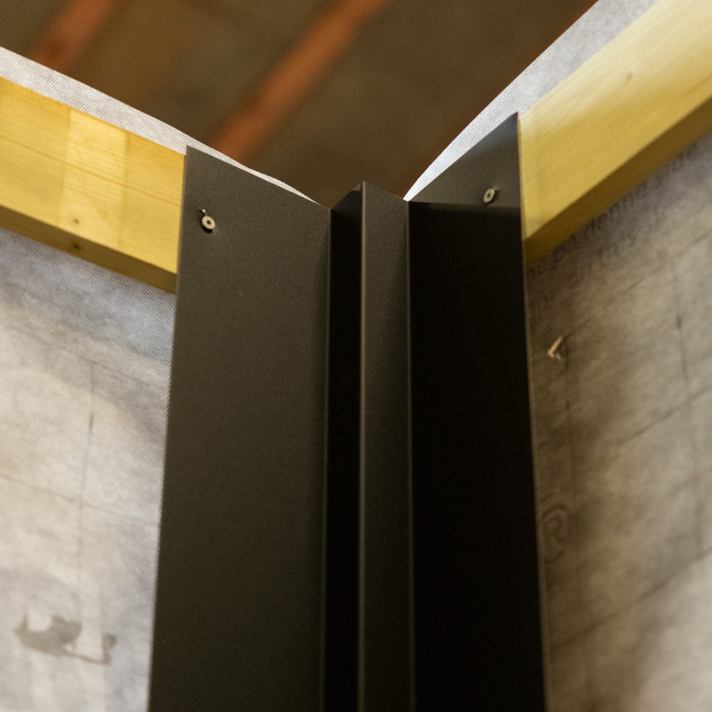 Image 2 of 3 in Capping gallery